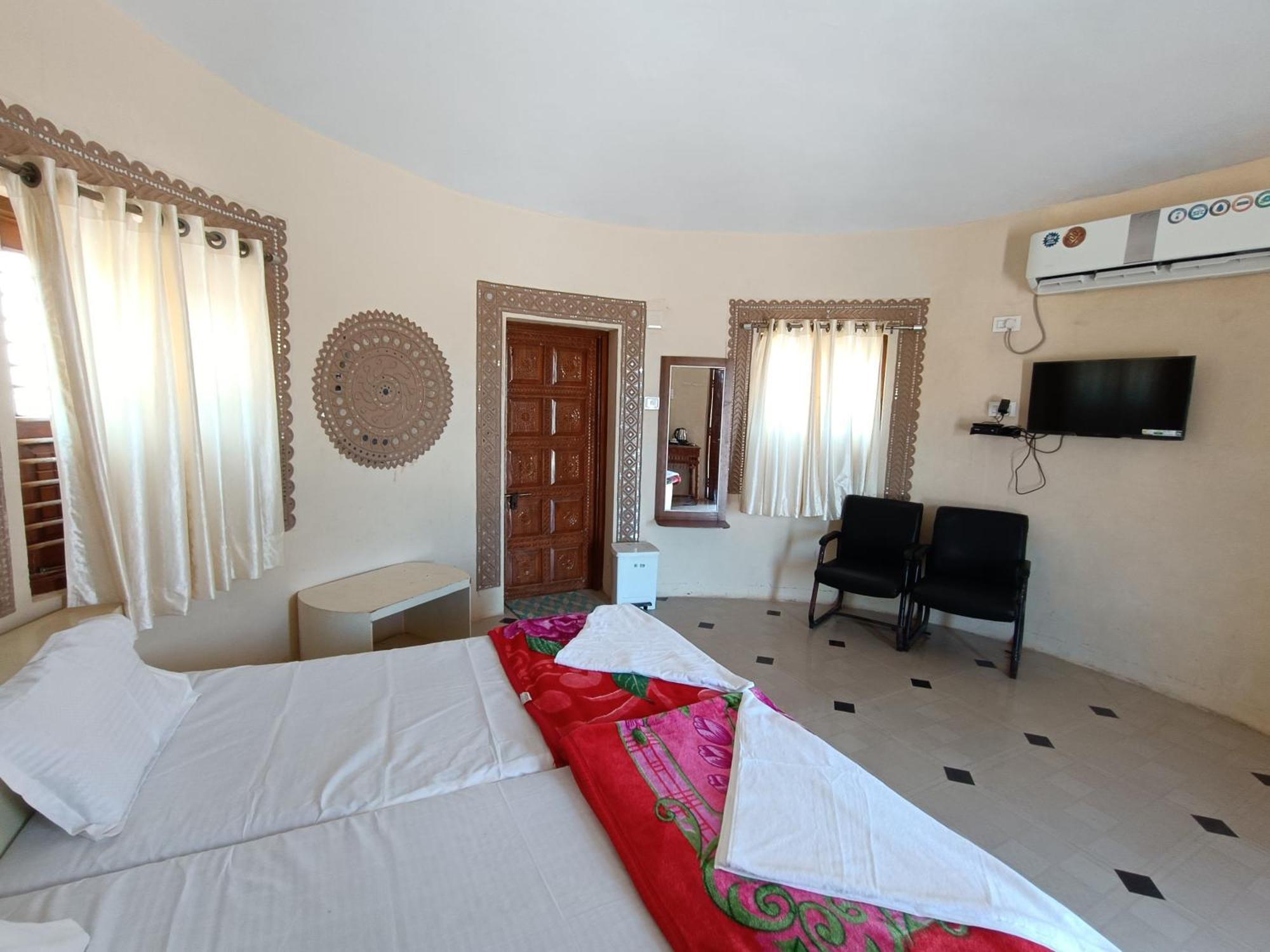 Dholavira Tourism Resort Esterno foto